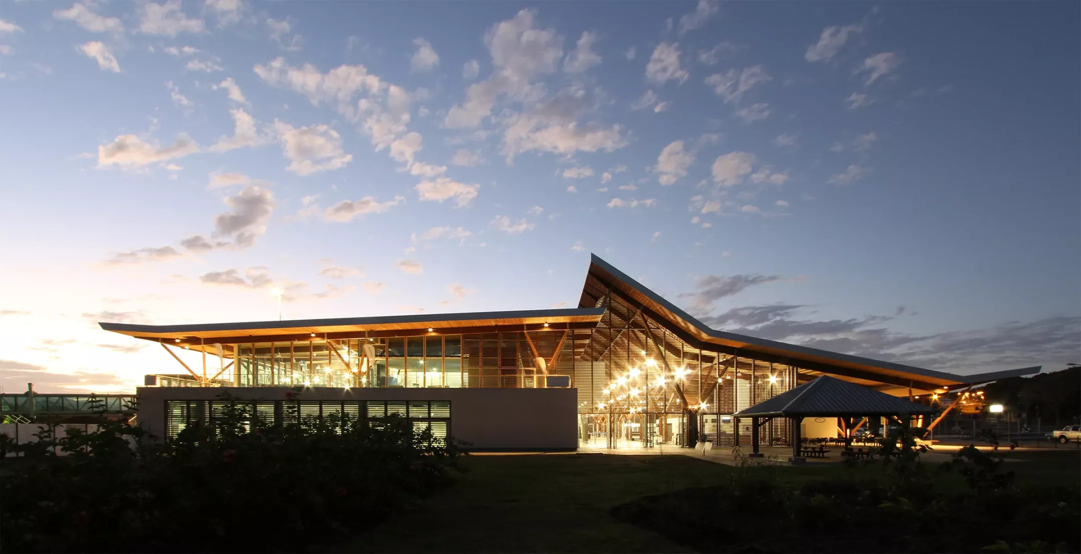 kansei-tv_annu-arch_rec-architecture_8-1 REC Architecture
