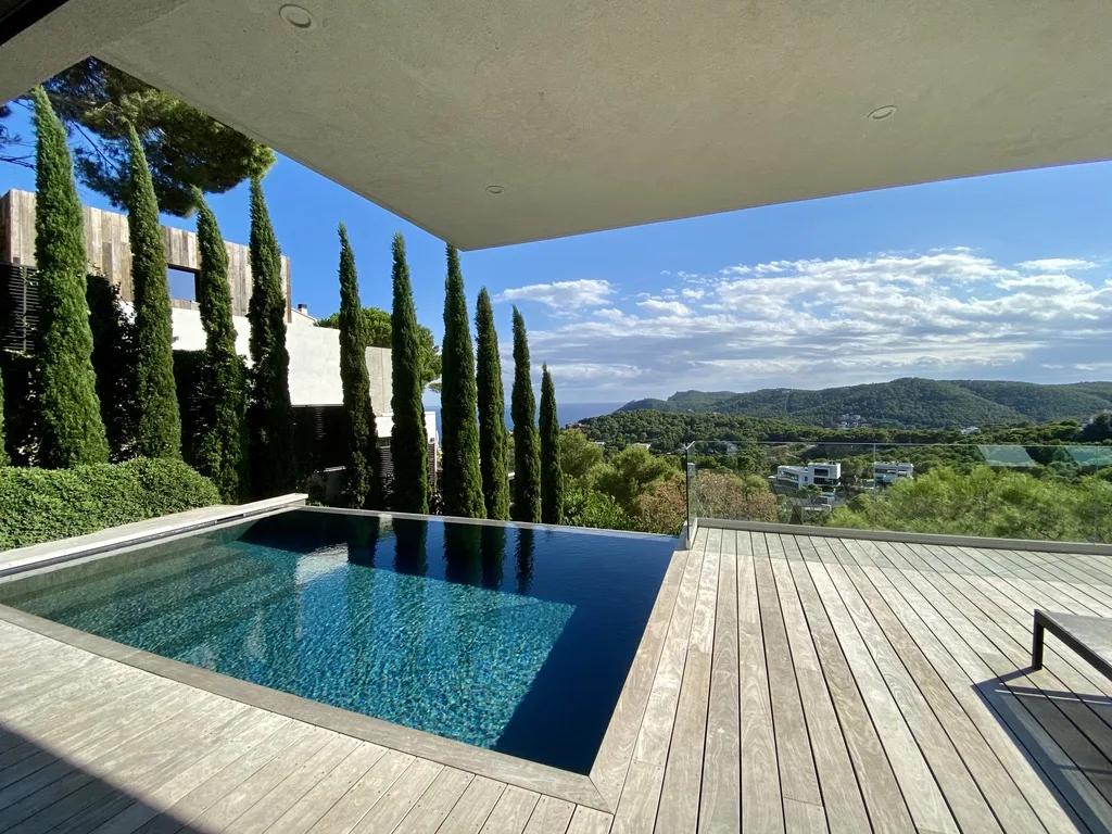 kansei-tv_annu-entr_piscinea_4
