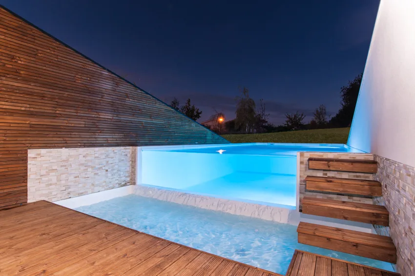 kansei-tv_annu-entr_piscinea_6