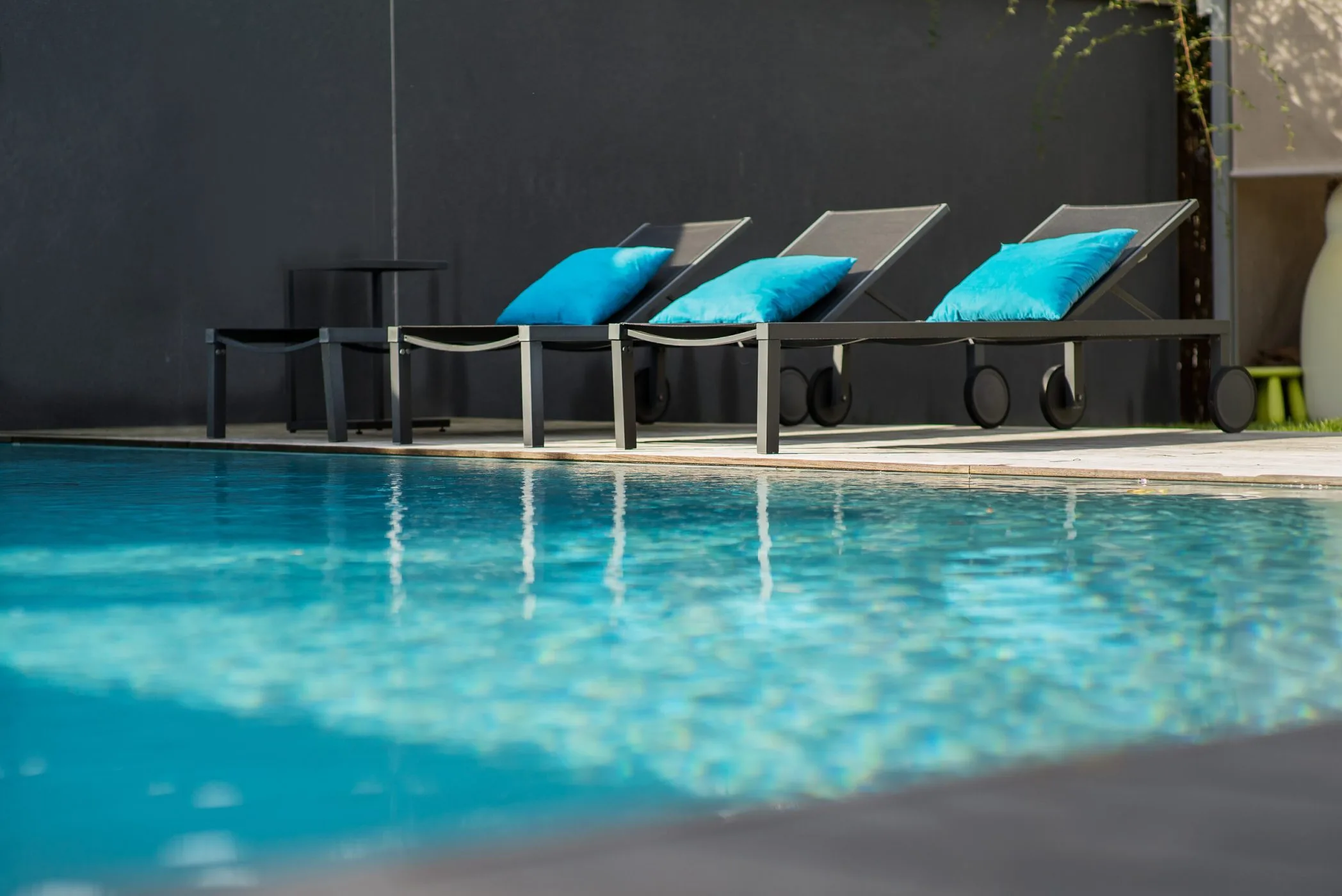 kansei-tv_annu-entr_piscinea_7