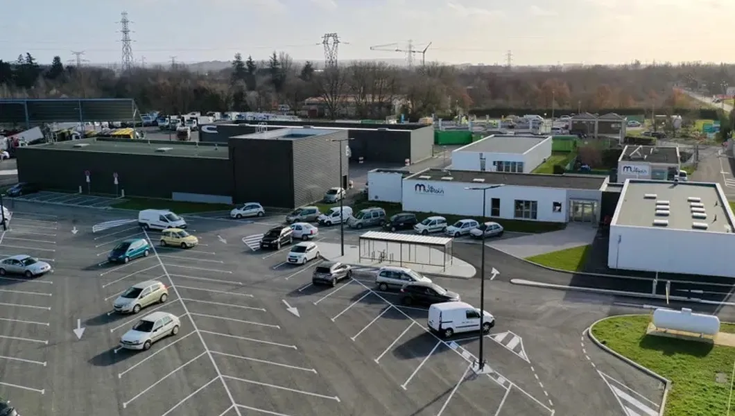 kansei-tv_annuaire_realisations-roques-parking2 kansei-tv_annuaire_realisations-roques-parking2