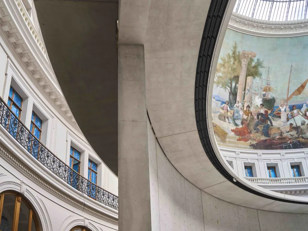 Bourse de commerce, Kansei TV