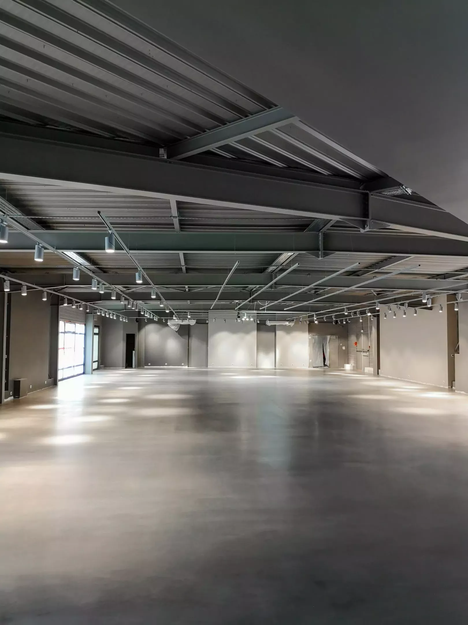 kansei-tv_annu-entr_solsetmatieres4 sols et matieres betons ciré toulouse annuaire chantier